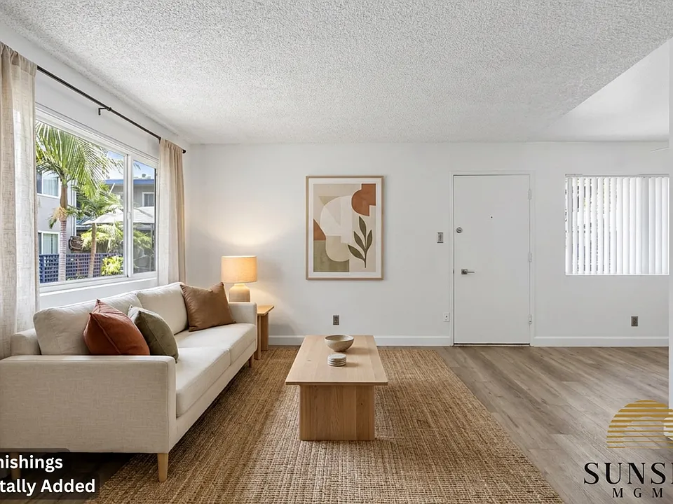 600 W Channel Islands Blvd #3