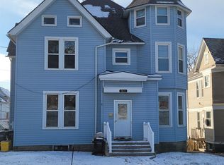 925 Nevada St, Dubuque, IA 52001