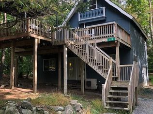 336 Owassa Dr, Pocono Lake, PA