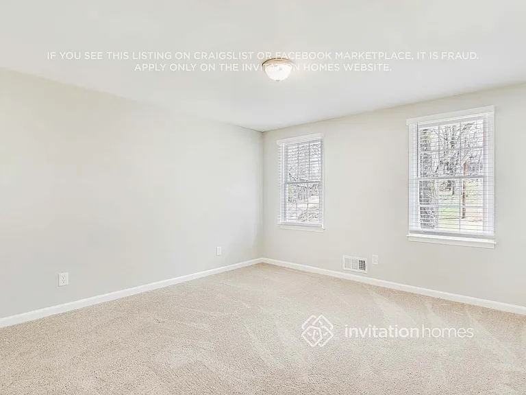 281 Lancaster Cir — Photo 19