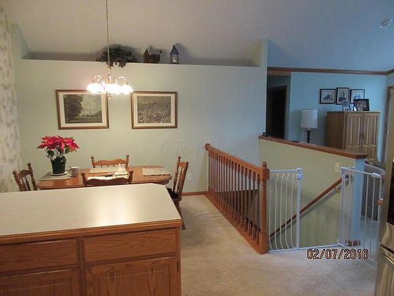 5th image of 34 Coventry Ct