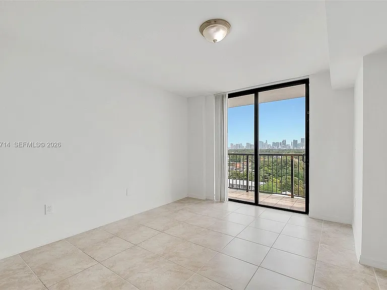 1690 SW 27th Ave #805 — Photo 25