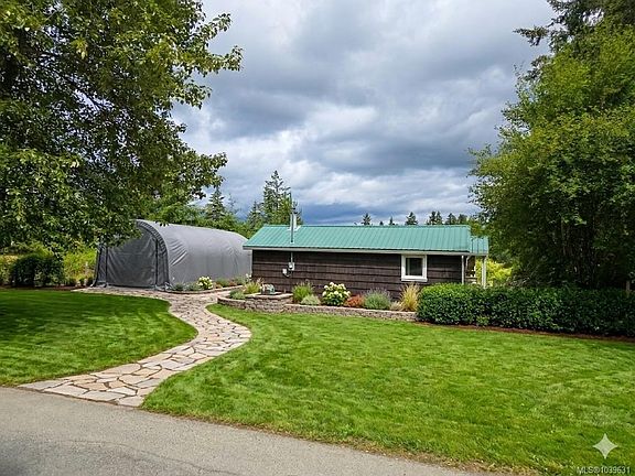 3rd image of 1055 Station Rd