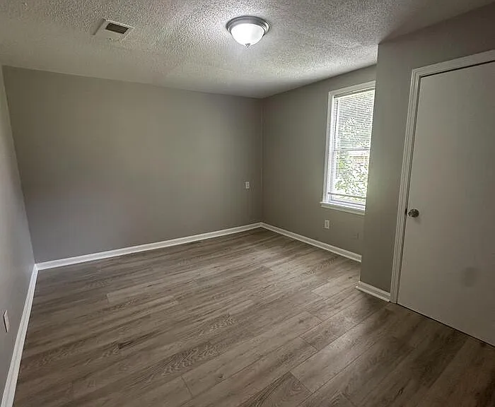 3063 Redbud Rd — Photo 8