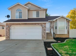 1897 N 750 W, Clinton, UT 84015