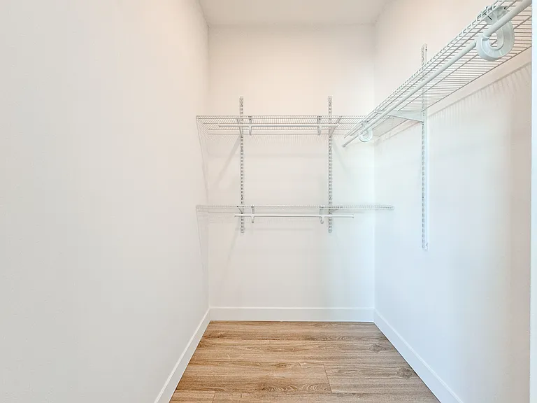 1743 Armacost Ave — Photo 59
