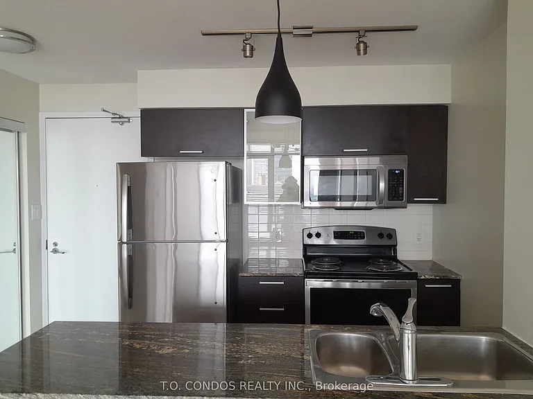 38 Grenville St #3801 — Photo 2