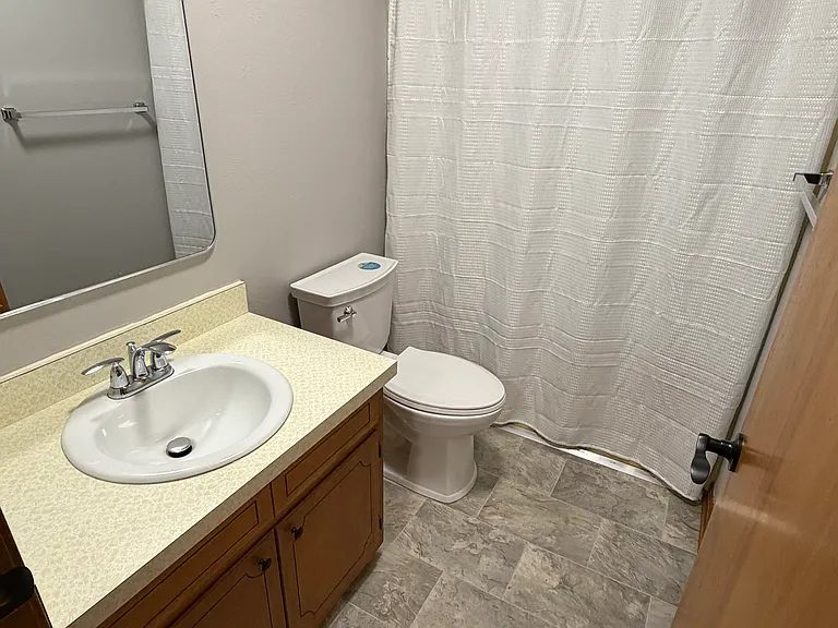205 E Trevitt St — Photo 7