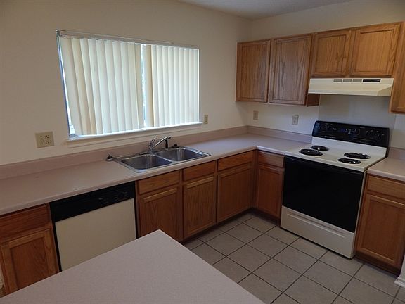 2nd image of 8050 Pioneer Dr APT 607