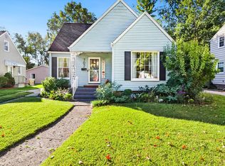 702 W Angela Blvd, South Bend, IN 46617