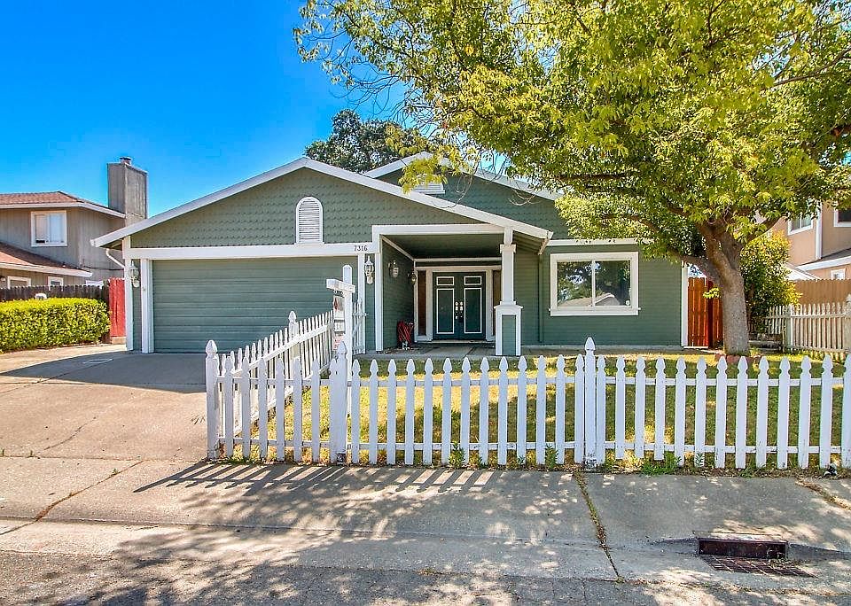 2nd image of 7316 Blue Springs Way