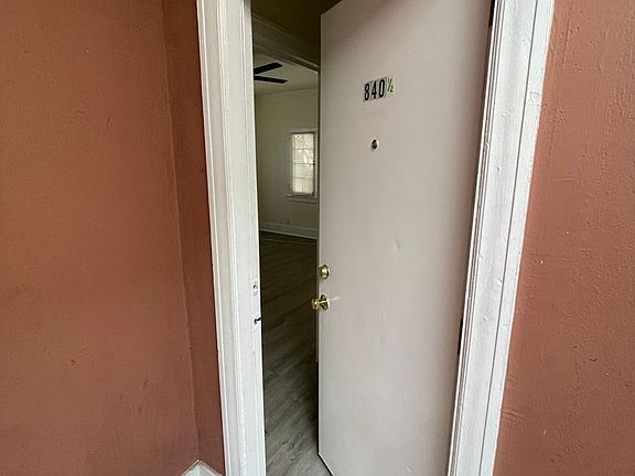 3rd image of 840 1/2 Laguna Ave #0