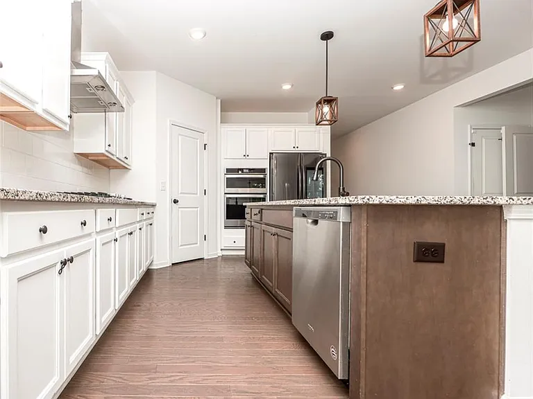 5575 Coltman Dr — Photo 7