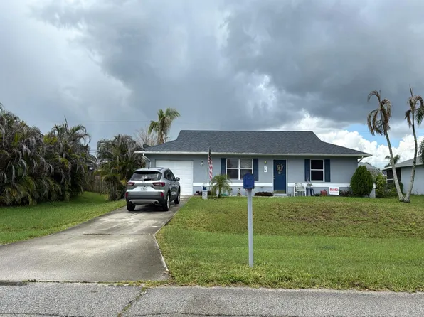 2713 SE Eagle Dr, Port Saint Lucie, FL 34984