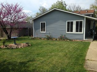 920 S Cass Lake Rd, Waterford, MI 48328