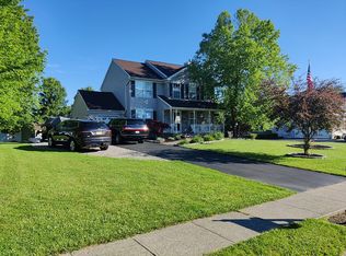 9 Olde Frg, Oxford, NJ 07863