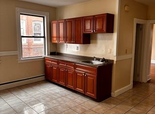 63 Orange St #3S, Hartford, CT 06106