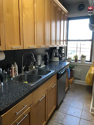 Rented by Corcoran | media 23