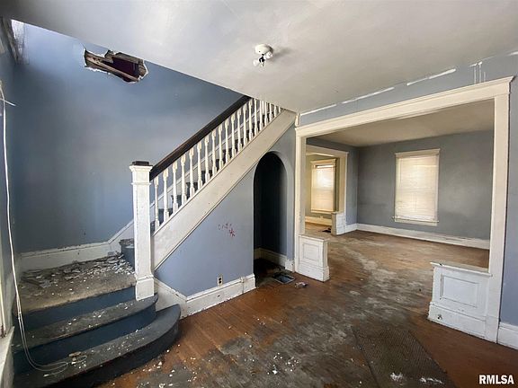 4th image of 578 Mathews St
