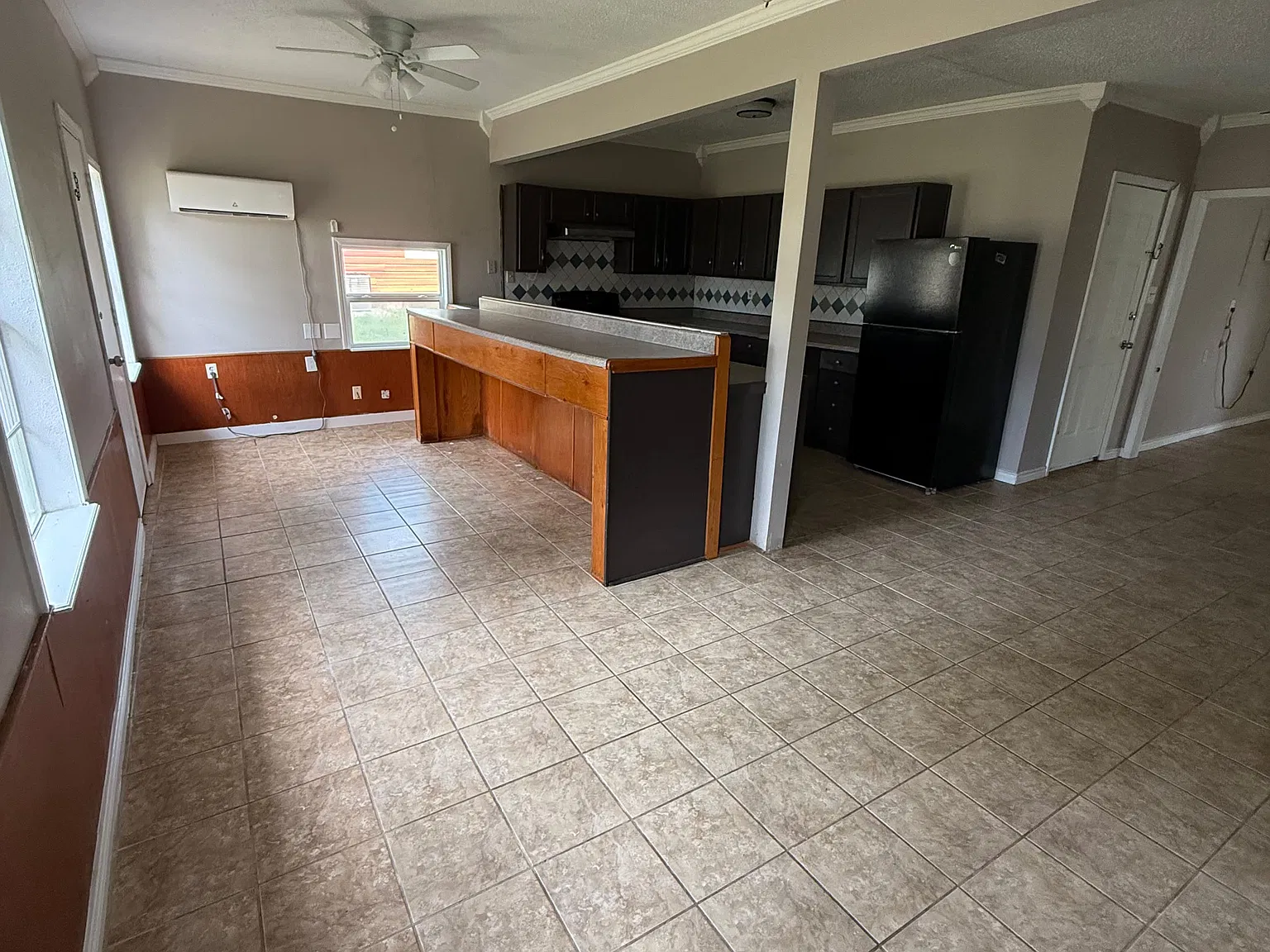 3 bed, 1080 sqft, $1,800 — Photo 4