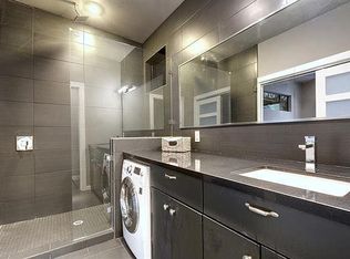 3601 Oak Springs Dr #B, Austin, TX 78721