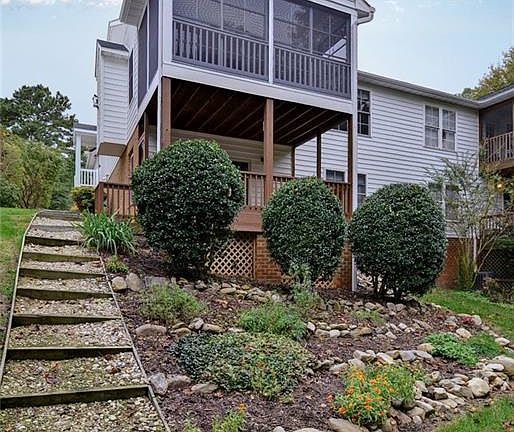5th image of 8328 Barons Ct