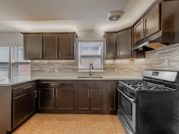 6008 S Komensky Ave #3, Chicago, IL 60629