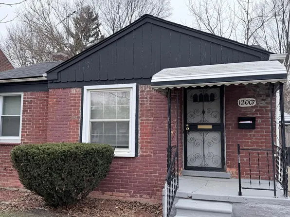 12007 Lakepointe St, Detroit, MI 48224