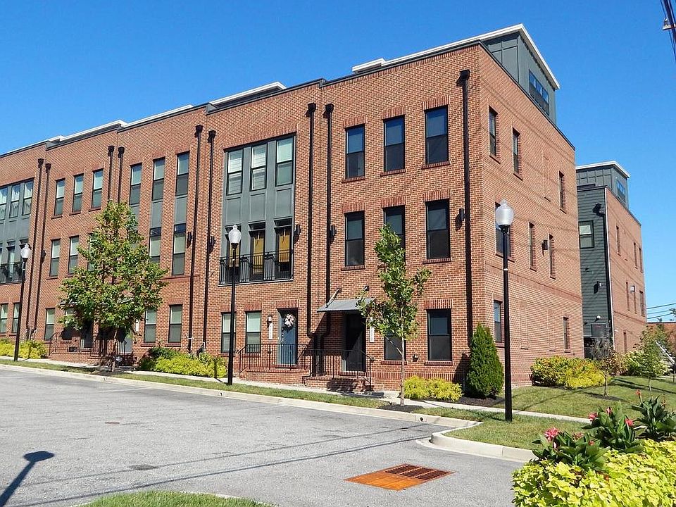 1st image of 4010 Harmony Ct