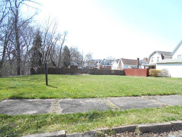 2nd image of 701 Ormond St
