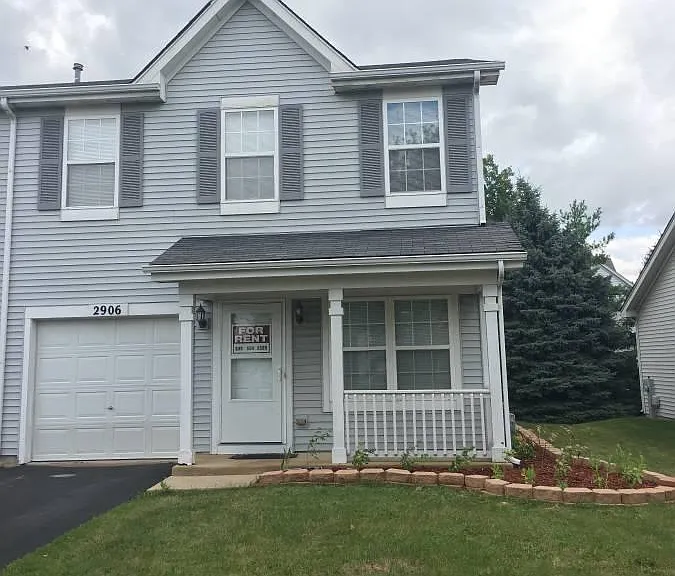 2906 Cedar Glade Dr — Photo 1