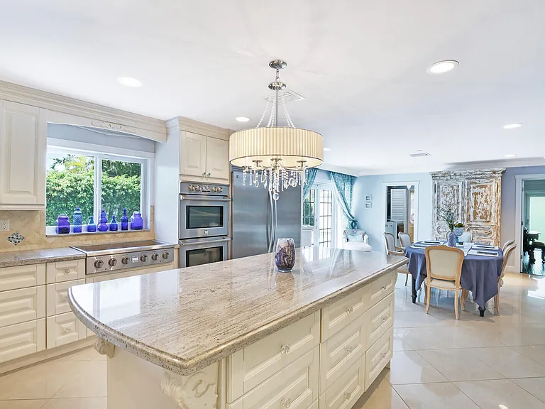 17 E Ocean Ave — Photo 23