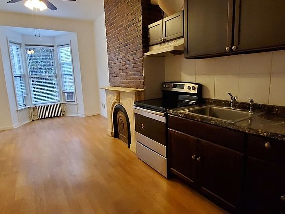 2nd image of 66 Newell St Floor 2