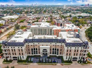 1005 S Shepherd Dr APT 210, Houston, TX 77019