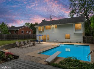 114 Carroll Dr, Annapolis, MD 21403