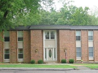 2758 Blackforest Dr APT C, Saint Louis, MO 63129