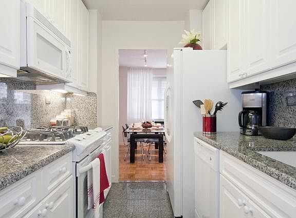 4th image of 500 E 77th St APT 419