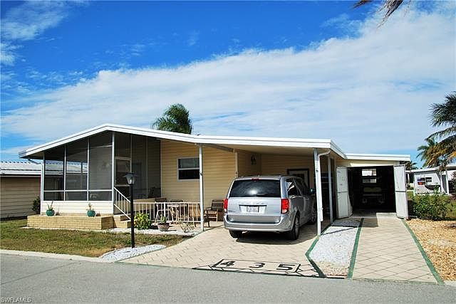 1st image of 435 Snead Dr