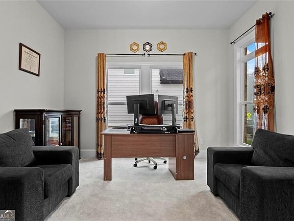 5th image of 886 Keystone Dr