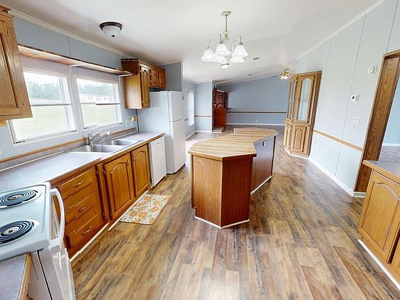 3rd image of 297 Cranford Rd