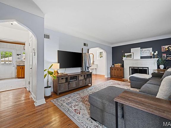 4th image of 6201 Oleatha Ave