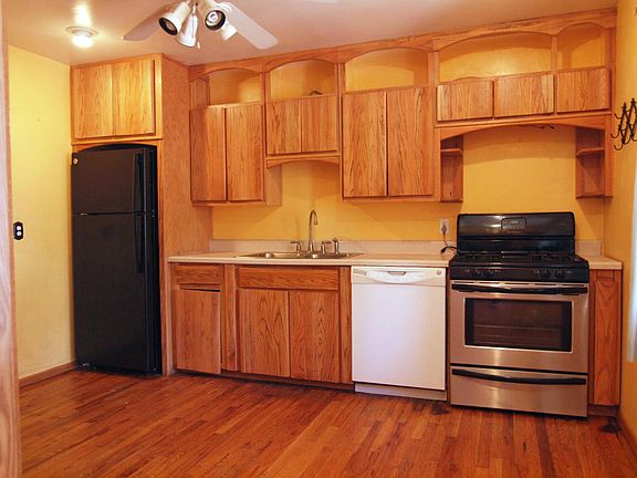 4th image of 1717 Wilmoore Dr SE