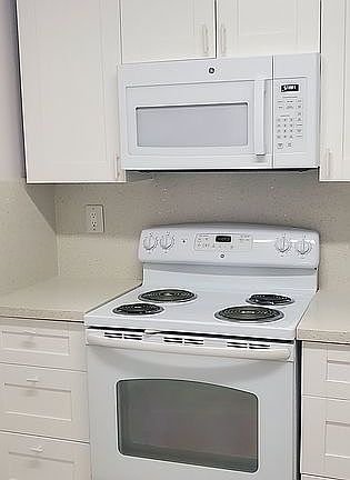2nd image of 2998 E Sunrise Lakes Dr #415
