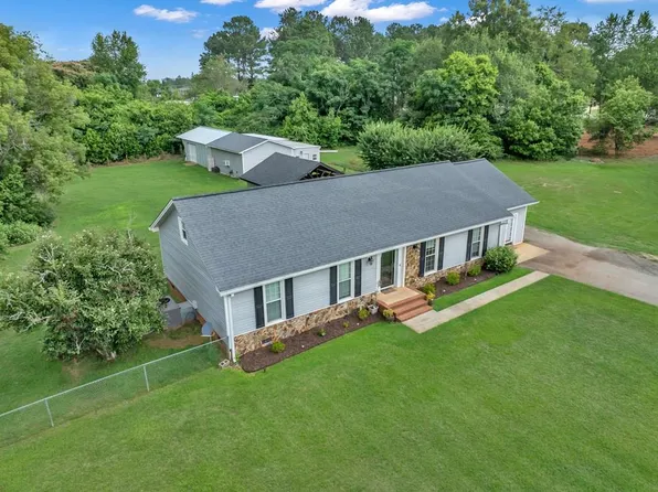 120 Story Ln, Leesburg, GA 31763