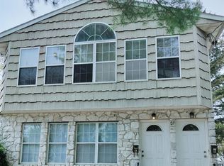 57 Dunwood Rd #B, Port Washington, NY 11050