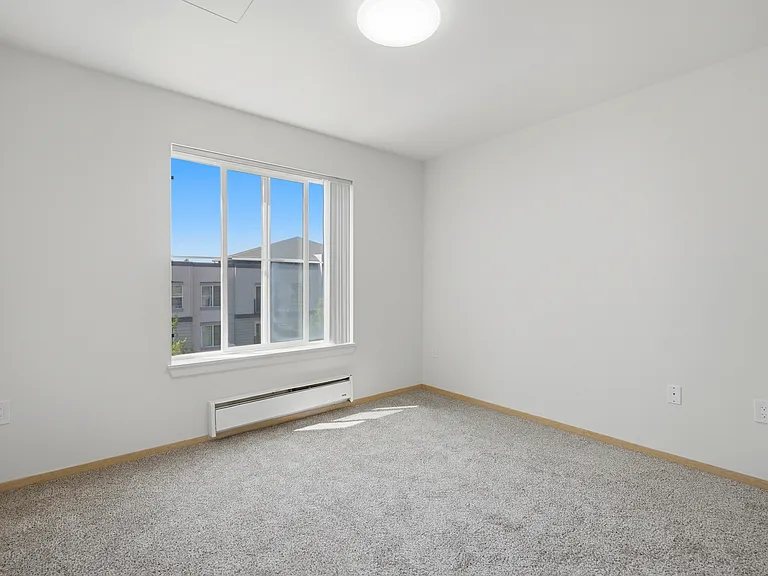Terrace At Columbia Knoll Apartments — Photo 30