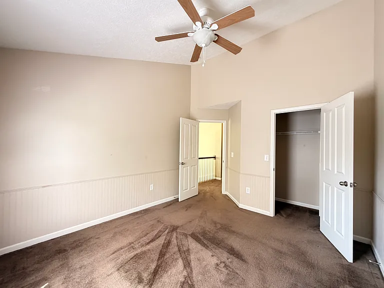 7408 Cayman Ln — Photo 11
