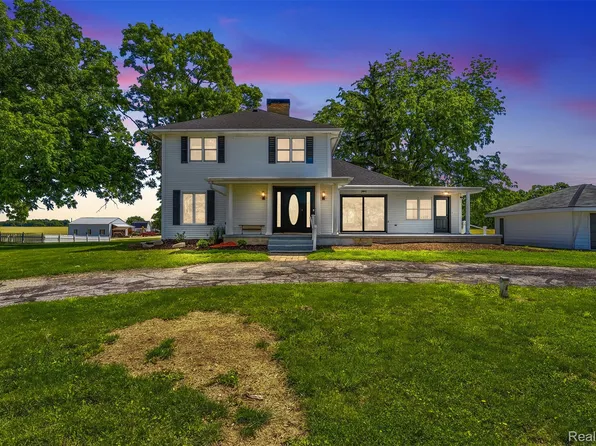 5843 W Dewey Rd, Owosso, MI 48867