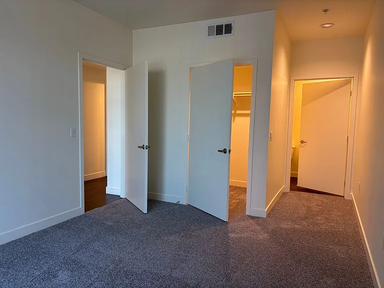 Mission Lofts — Photo 54