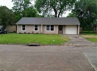 1214 Belshire Rd, Pasadena, TX 77502